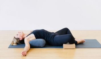 14 Different Types of Yoga Practices: How to Choose the Right Kind for You 114 restrorative