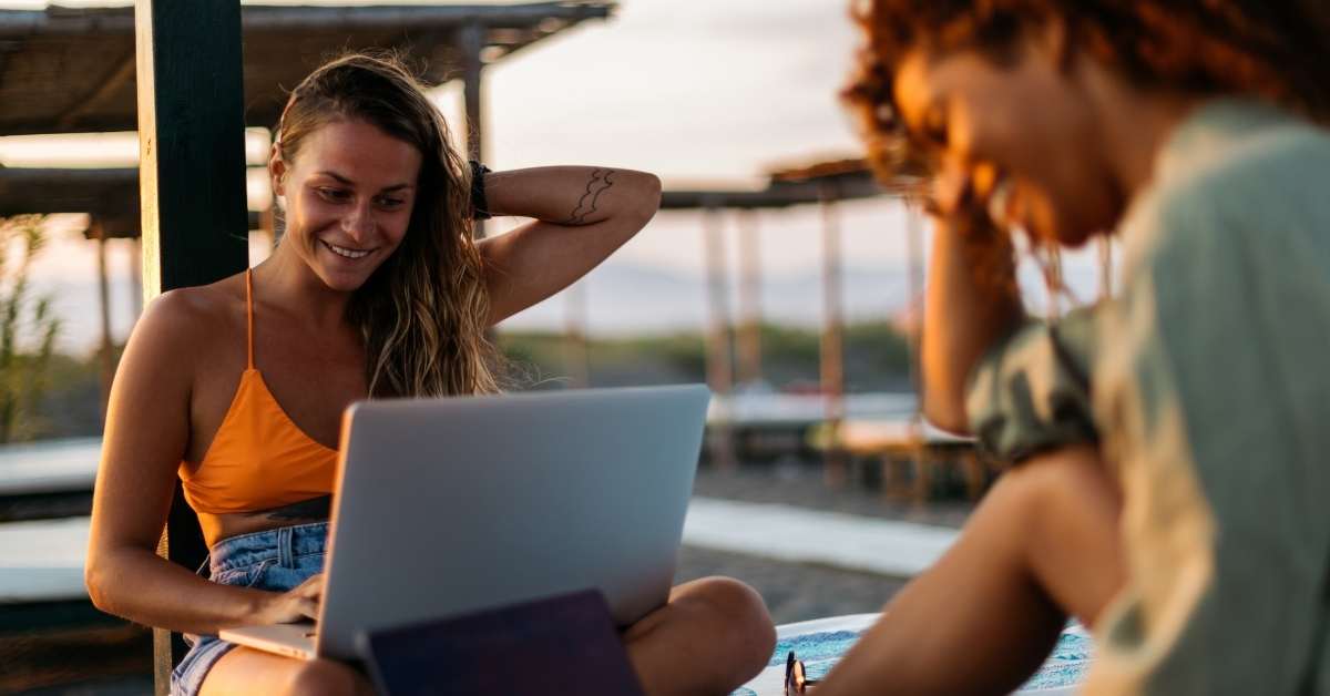 become a digital nomad