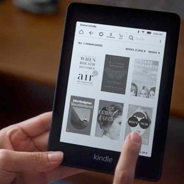 10 Best Gift Ideas For Travelers 121 Kindle